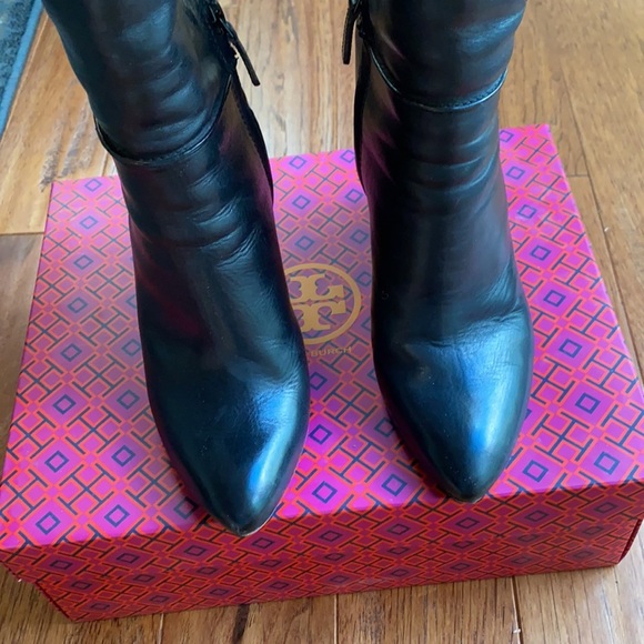 Tory Burch Linnett Wedge Boot - Picture 5 of 6